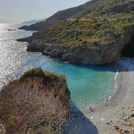 Anaroussa Diros Maisonette *