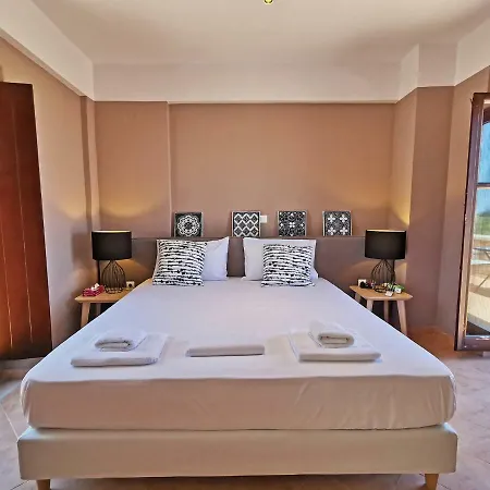 Anaroussa Diros Maisonette *