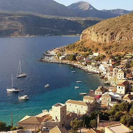 Сasa de vacaciones Anaroussa Diros Maisonette Areopoli