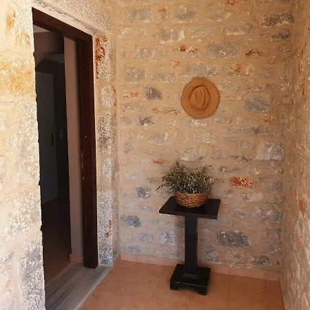 Ferienhaus Anaroussa Diros Maisonette