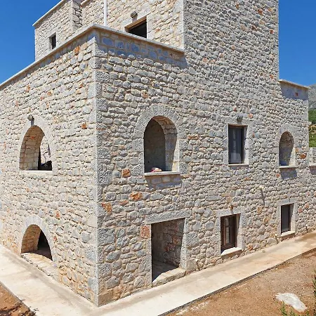 Anaroussa Diros Maisonette