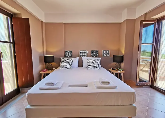 Anaroussa Diros Maisonette *